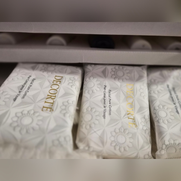 Decorte AQ & LIPSOME skincare selection - 6 products - Picture 5 of 6